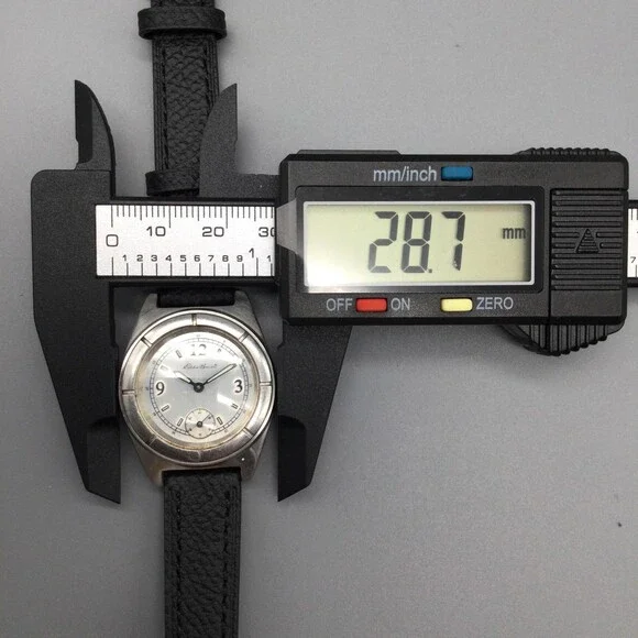 Eddie Bauer Womens Watch 29mm Silver Dial Black Leather 3560 New Battery - Picture 12 of 14